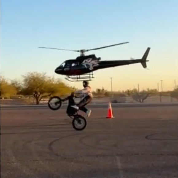 Meet your Posher, Jd - Picture 6 of 6